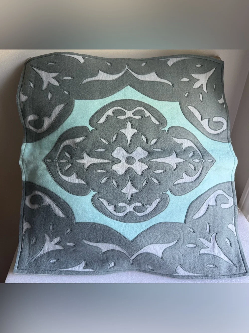 Retired Sandor Collection NOS NWT 20x20 100% Wool Gray Blue Pillow Cover